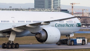 Photo of B-KPF - Boeing 777-367(ER) operated by Cathay Pacific Airways