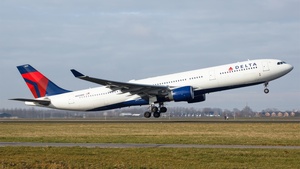 Photo of N805NW - Airbus A330-323 operated by Delta Air Lines