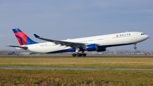 Photo of N818NW - Airbus A330-323 operated by Delta Air Lines