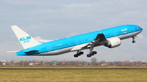 Photo of PH-BQL - Boeing 777-206(ER) operated by KLM Asia