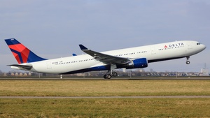 Photo of N822NW - Airbus A330-302 operated by Delta Air Lines