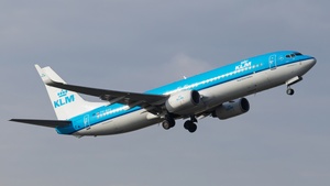 Photo of PH-BXV - Boeing 737-8K2 operated by KLM Royal Dutch Airlines