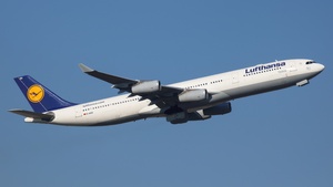 Photo of D-AIGU - Airbus A340-313 operated by Lufthansa