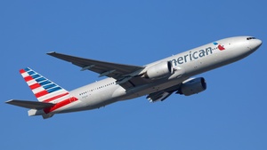 Photo of N762AN - Boeing 777-223(ER) operated by American Airlines