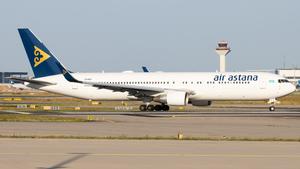 Boeing 767-3KY(ER)