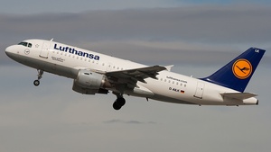 Photo of D-AILK - Airbus A319-114 operated by Lufthansa