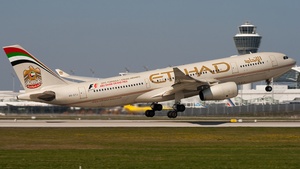 Photo of A6-EYJ - Airbus A330-243 operated by Etihad Airways