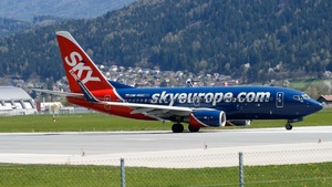 Photo of OM-NGC - Boeing 737-76N operated by SkyEurope Airlines