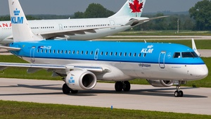 Photo of PH-EZB - Embraer ERJ-190STD operated by KLM Cityhopper