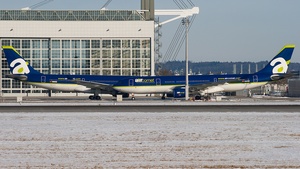 Photo of EI-EJY - Airbus A330-223 operated by Air Comet