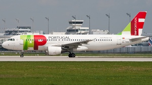 Photo of CS-TMW - Airbus A320-214 operated by TAP Air Portugal