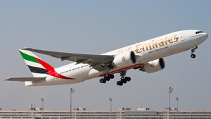 Photo of A6-EWF - Boeing 777-21H(LR) operated by Emirates