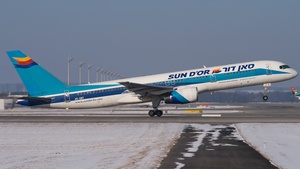 Photo with serial 25036 - Boeing 757-258