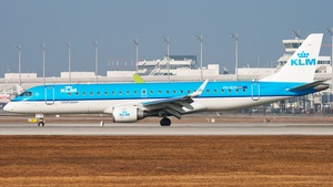Photo of PH-EZS - Embraer ERJ-190STD operated by KLM Cityhopper