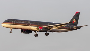 Photo of JY-AYT - Airbus A321-231 operated by Royal Jordanian Airlines