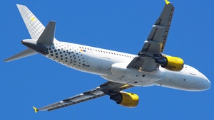 Photo of EC-JFF - Airbus A320-214 operated by Vueling