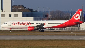 Photo of D-ABCF - Airbus A321-211 operated by Air Berlin