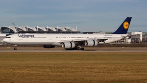 Photo of D-AIHO - Airbus A340-642 operated by Lufthansa