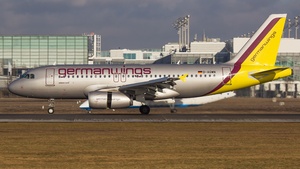 Photo of D-AGWN - Airbus A319-132 operated by Germanwings