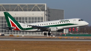 Photo of EI-RDA - Embraer ERJ-175STD operated by Alitalia CityLiner