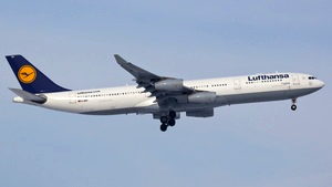 Photo of D-AIFF - Airbus A340-313 operated by Lufthansa