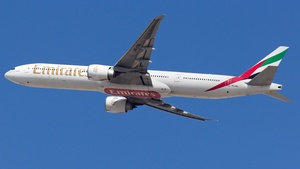 Photo of A6-EBL - Boeing 777-31H(ER) operated by Emirates