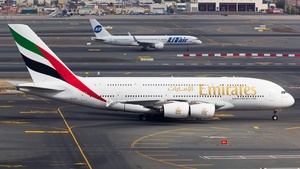 Photo of A6-EDY - Airbus A380-861 operated by Emirates