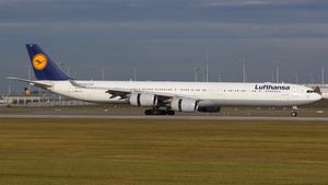 Photo of D-AIHY - Airbus A340-642 operated by Lufthansa