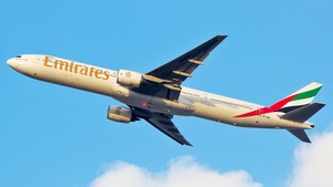 Photo of A6-EMU - Boeing 777-31H operated by Emirates
