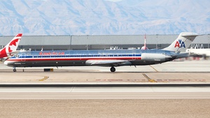 Photo of N9620D - McDonnell Douglas MD-83 operated by American Airlines