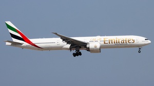 Photo of A6-ECS - Boeing 777-31H(ER) operated by Emirates