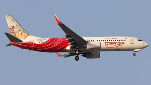 Photo of VT-AXR - Boeing 737-8HG operated by Air India Express