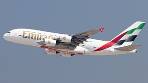Photo of A6-EOK - Airbus A380-861 operated by Emirates