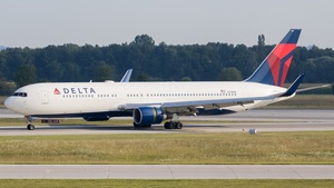 Photo of N179DN - Boeing 767-332(ER) operated by Delta Air Lines