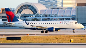 Photo of N617CZ - Embraer ERJ-175LR operated by Delta Connection (opb Compass Airlines)