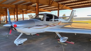 Photo with serial 250 - Cirrus SR22 G1