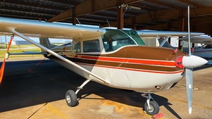 Photo of N7985X - Cessna 172B Skyhawk operated by Private
