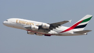 Photo of A6-EOQ - Airbus A380-861 operated by Emirates