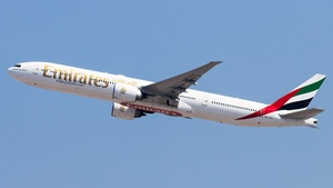 Photo of A6-EGG - Boeing 777-31H(ER) operated by Emirates