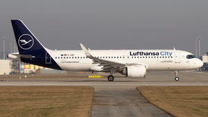 Photo of D-AIIB - Airbus A320-251N operated by Lufthansa City Airlines