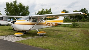 Photo of D-ECWB - Reims-Cessna F172M Skyhawk operated by Rieser Flugsportverein