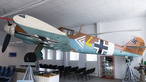 Photo with serial 10575 - Hispano HA-1109-K1L [Messerschmitt Bf 109]