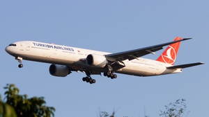 Photo of TC-JJZ - Boeing 777-3F2(ER) operated by Turkish Airlines