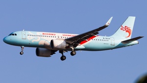 Photo with serial 12421 - Airbus A320-251N