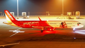 Photo of VN-A687 - Airbus A321-211 operated by VietJet Air