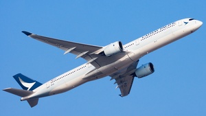 Photo of B-LXL - Airbus A350-1041 operated by Cathay Pacific Airways