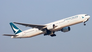 Photo of B-HNH - Boeing 777-367 operated by Cathay Pacific Airways