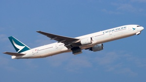 Photo of B-HNG - Boeing 777-367 operated by Cathay Pacific Airways