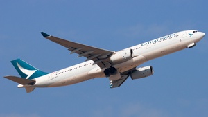 Photo of B-HLV - Airbus A330-343 operated by Cathay Pacific Airways
