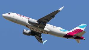 OE-IQA